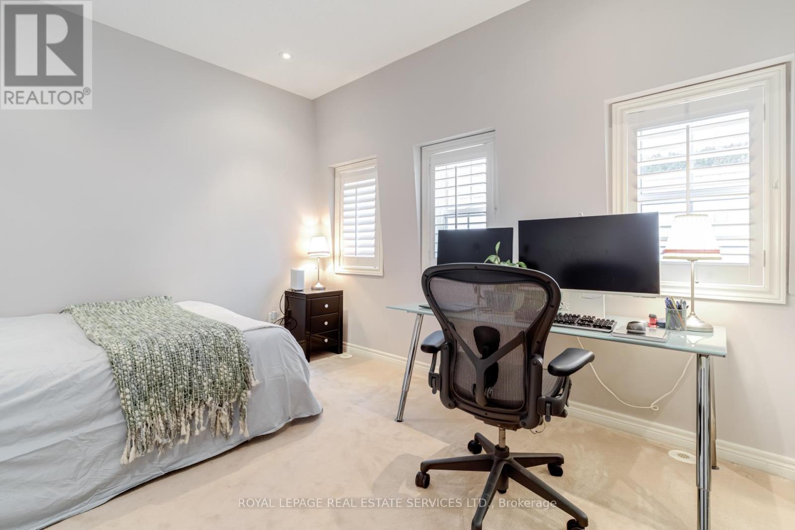 












12 - 1968 BLOOR STREET W

,
Toronto,




Ontario
M6P3K9

