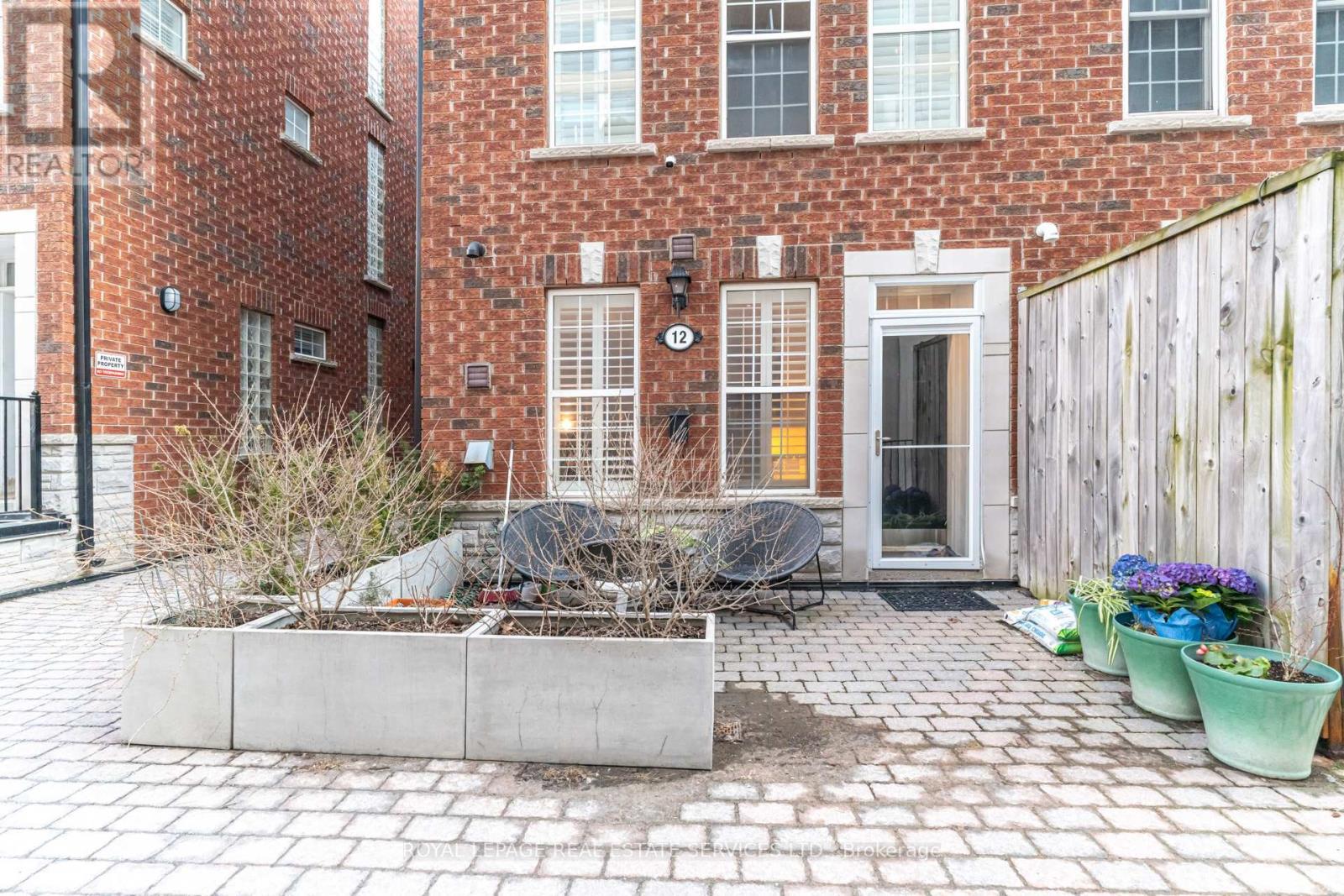 












12 - 1968 BLOOR STREET W

,
Toronto,




Ontario
M6P3K9

