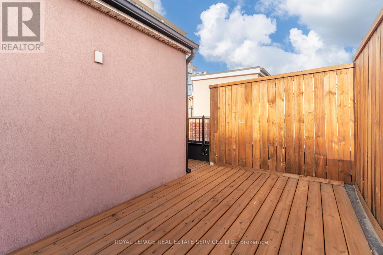 












12 - 1968 BLOOR STREET W

,
Toronto,




Ontario
M6P3K9

