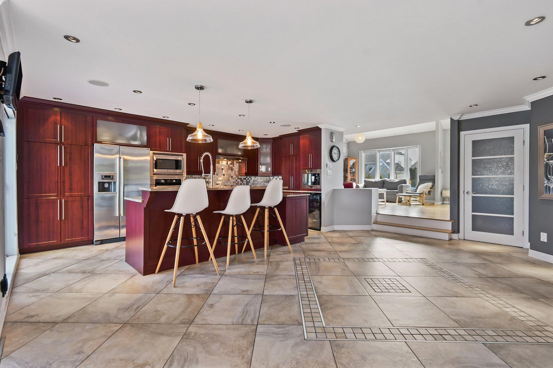 









397


Av. Marc-Aurèle-Fortin

,
Laval (Sainte-Rose),




QC
H7L5G2

