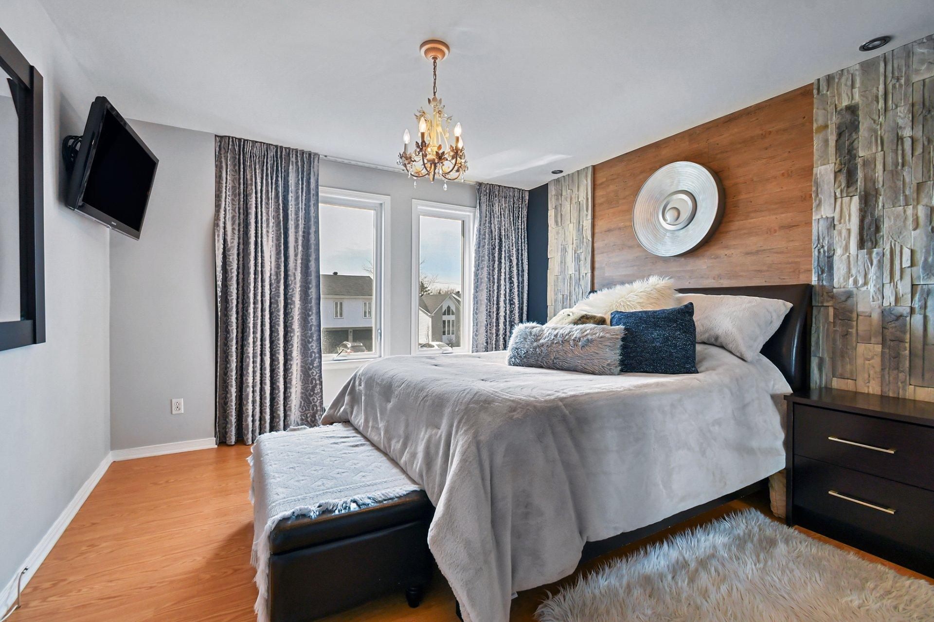 









397


Av. Marc-Aurèle-Fortin

,
Laval (Sainte-Rose),




QC
H7L5G2

