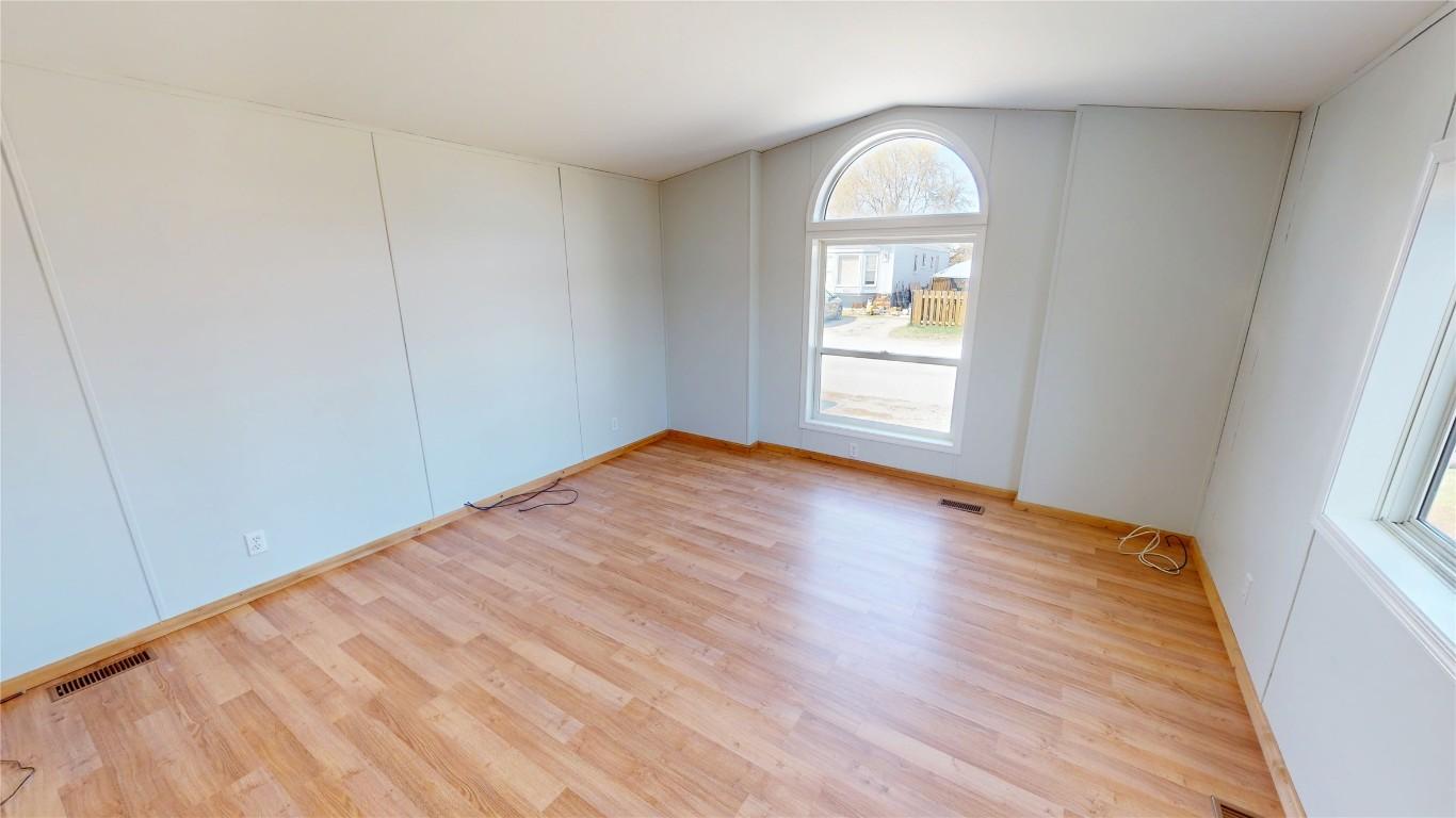 









724


Innes

Avenue, 4,
Cranbrook,




BC
V1C 2A5

