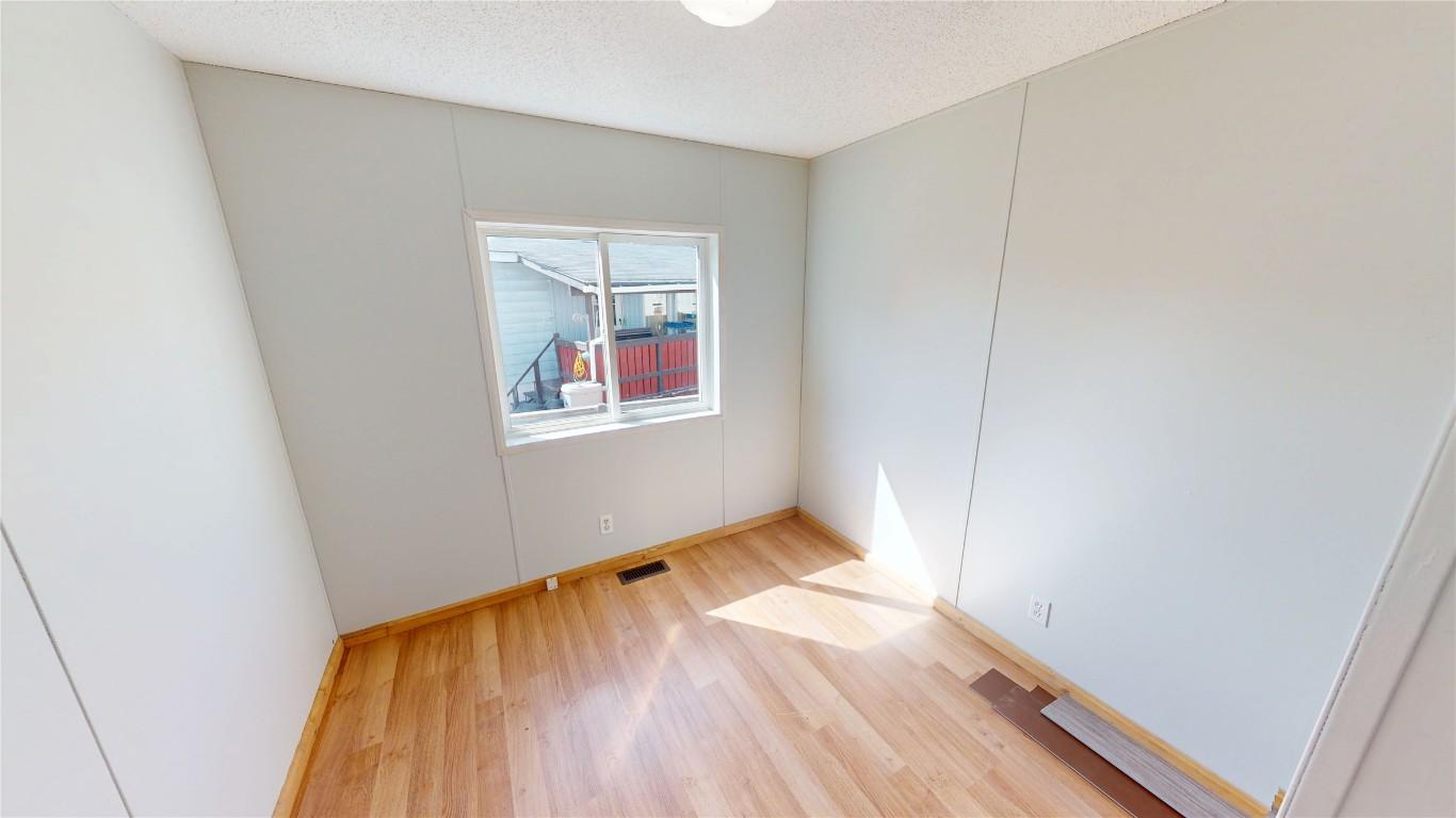 









724


Innes

Avenue, 4,
Cranbrook,




BC
V1C 2A5

