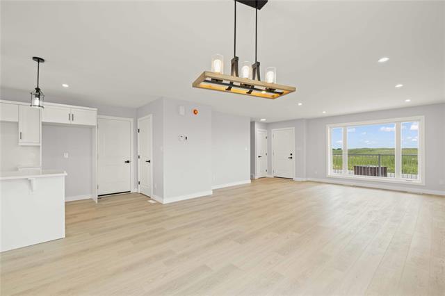 









18


Van Riesen

DR,
Niverville,




MB
R0A 0A1

