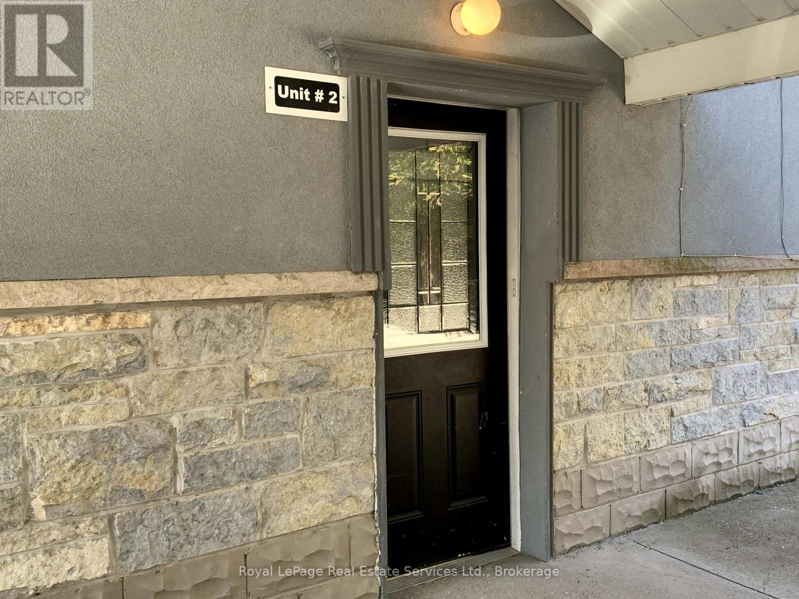 












2 - 1033 GARDNER AVENUE

,
Mississauga (Lakeview),




Ontario
L5E1B5

