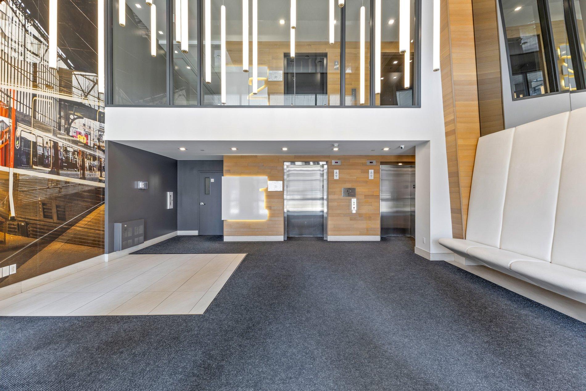 









2865


Av. du Cosmodôme

, 306,
Laval (Chomedey),




QC
H7T0G6

