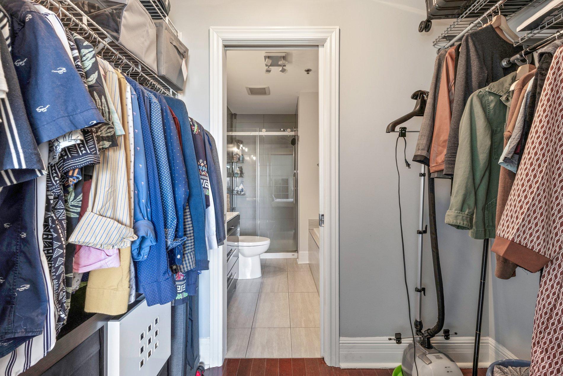 









2865


Av. du Cosmodôme

, 306,
Laval (Chomedey),




QC
H7T0G6

