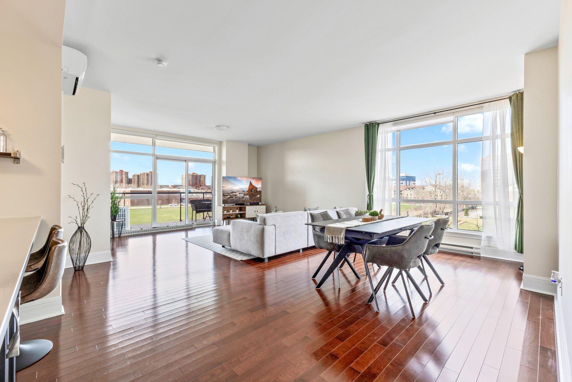 









2865


Av. du Cosmodôme

, 306,
Laval (Chomedey),




QC
H7T0G6

