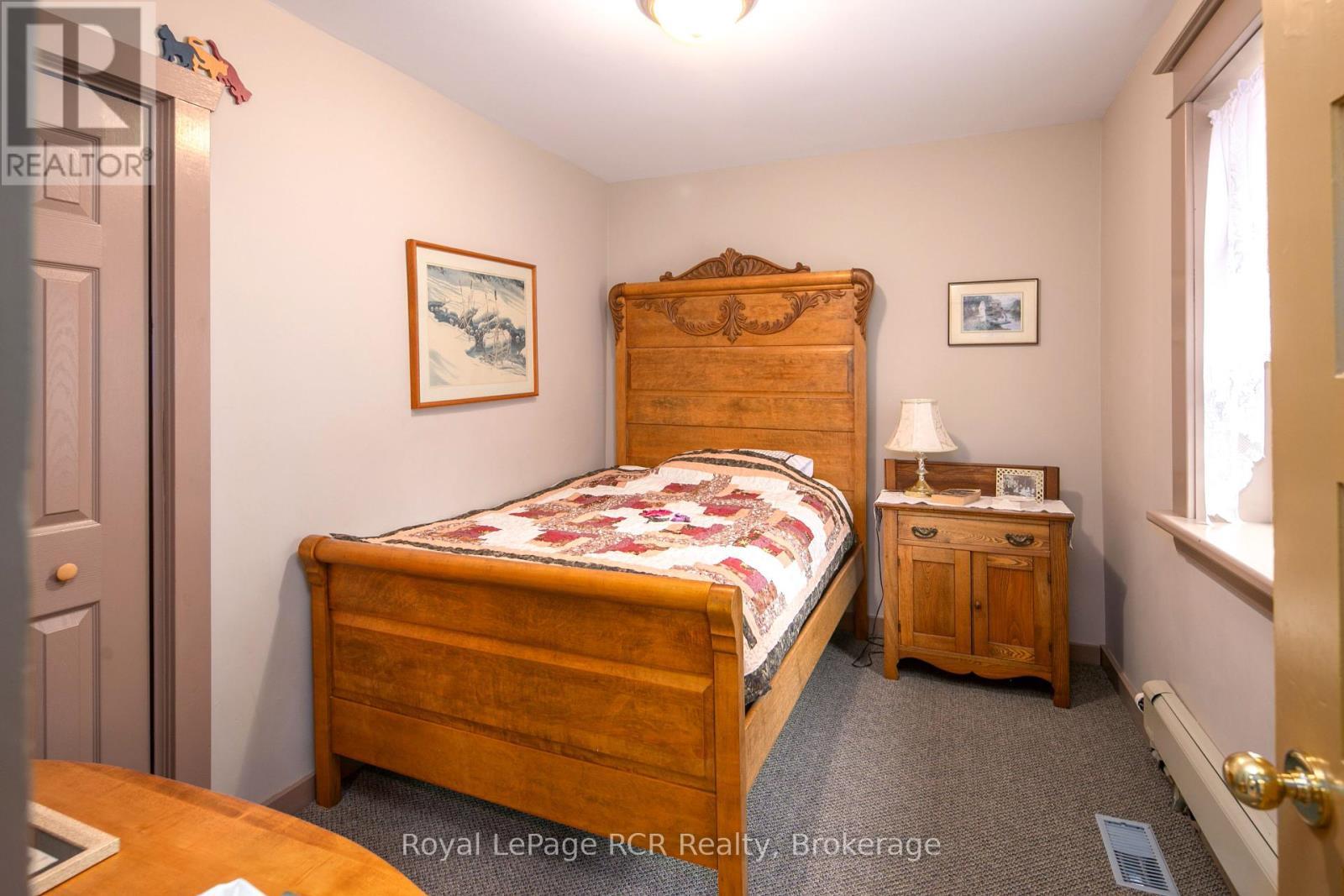 












635317 EUPHRASIA-HOLLAND TOWNLINE

,
Grey Highlands,







Ontario
N0C1H0

