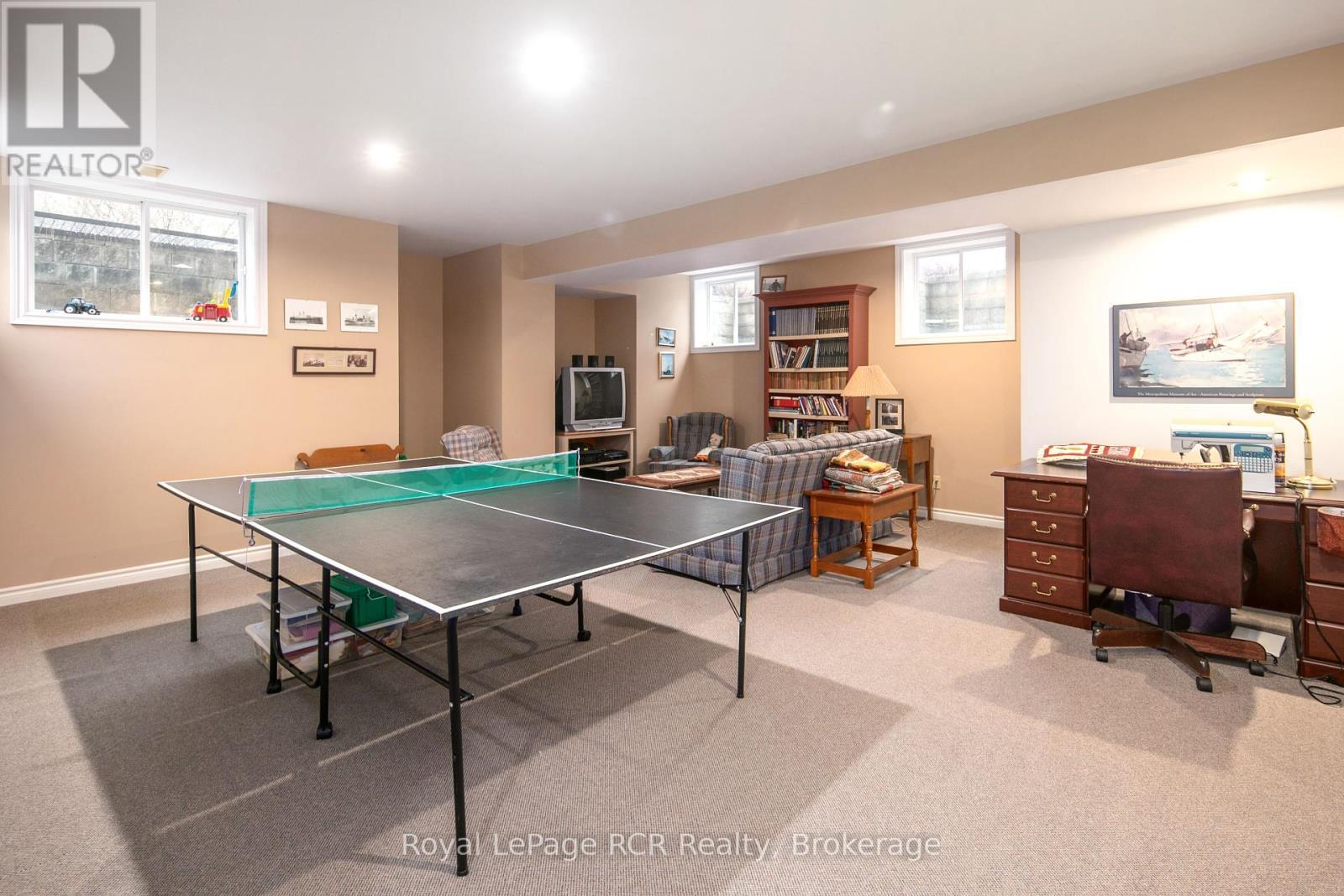 












635317 EUPHRASIA-HOLLAND TOWNLINE

,
Grey Highlands,







Ontario
N0C1H0

