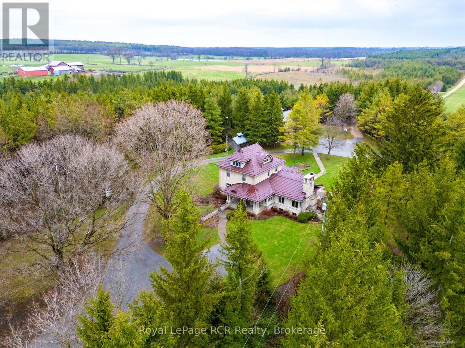 












635317 EUPHRASIA-HOLLAND TOWNLINE

,
Grey Highlands,







Ontario
N0C1H0

