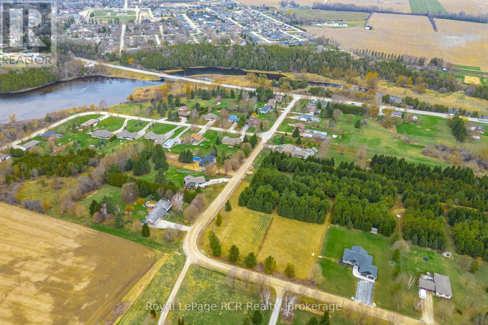 












LOT # 3 OXFORD STREET

,
Wellington North (Mount Forest),







Ontario
N0G2L3

