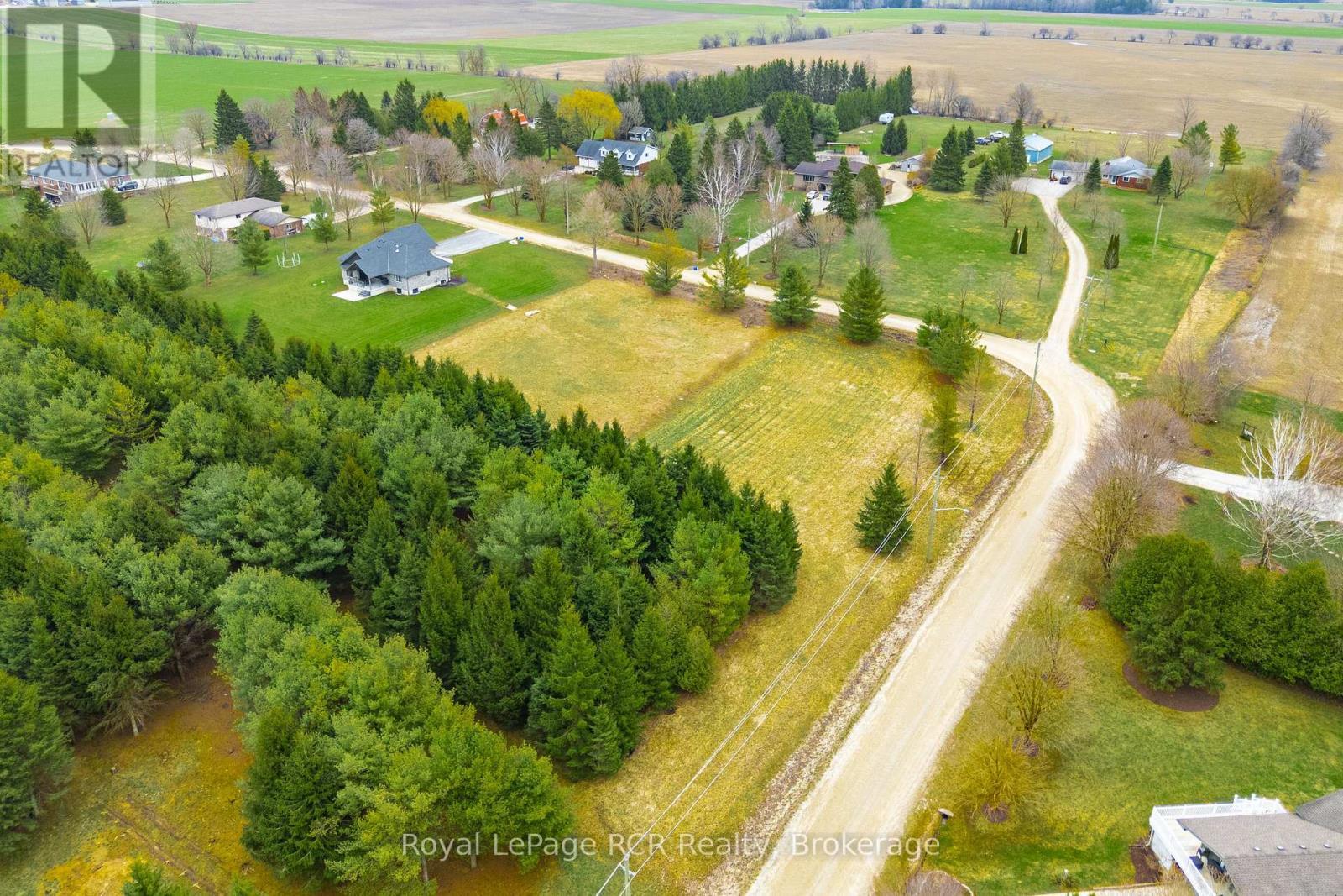 












LOT # 3 OXFORD STREET

,
Wellington North (Mount Forest),







Ontario
N0G2L3

