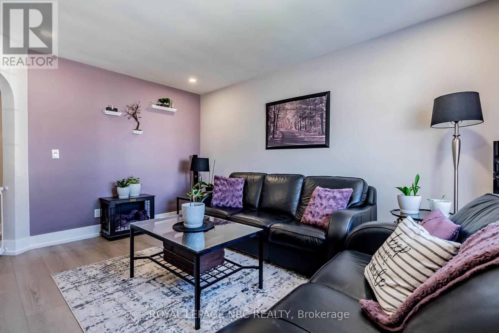 












6080 KEITH STREET

,
Niagara Falls (Church's Lane),




Ontario
L2J1K2

