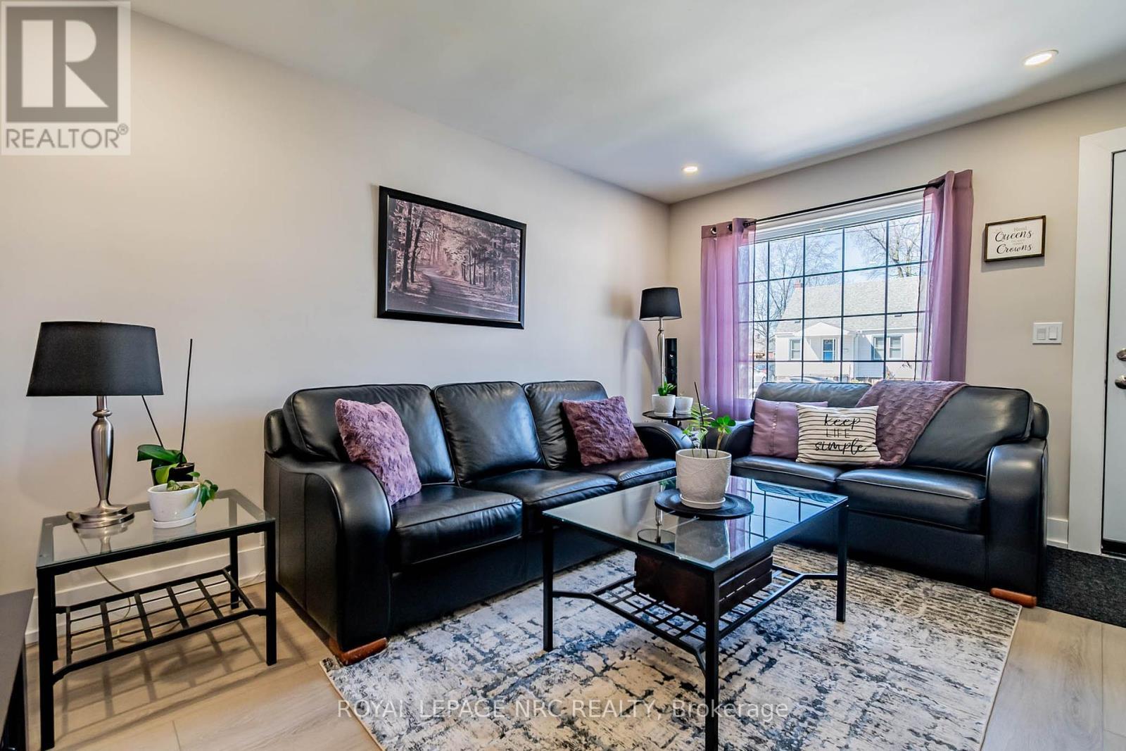 












6080 KEITH STREET

,
Niagara Falls (Church's Lane),




Ontario
L2J1K2

