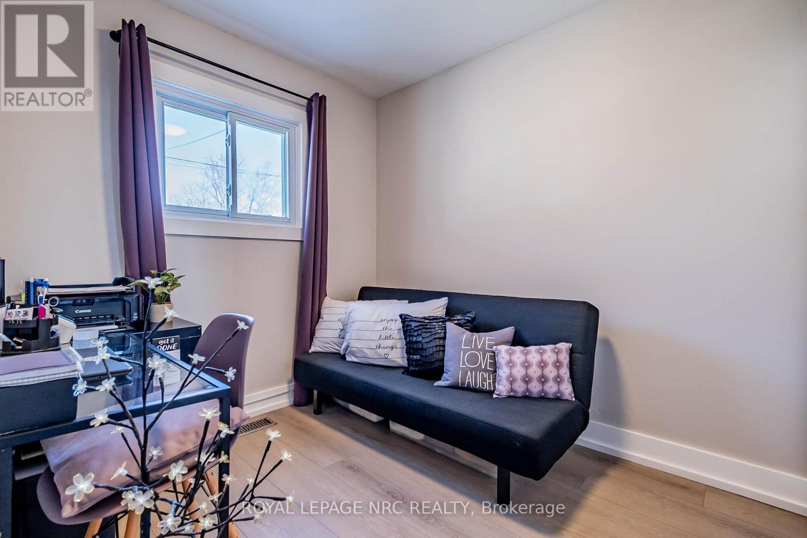 












6080 KEITH STREET

,
Niagara Falls (Church's Lane),




Ontario
L2J1K2

