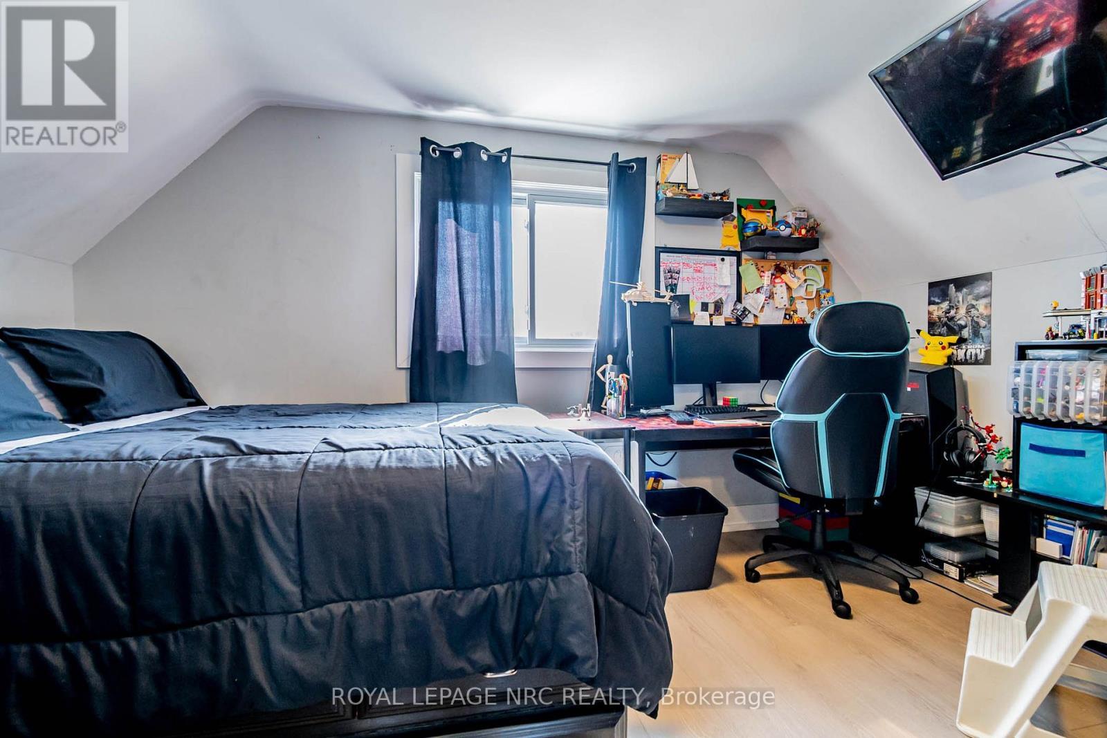 












6080 KEITH STREET

,
Niagara Falls (Church's Lane),




Ontario
L2J1K2

