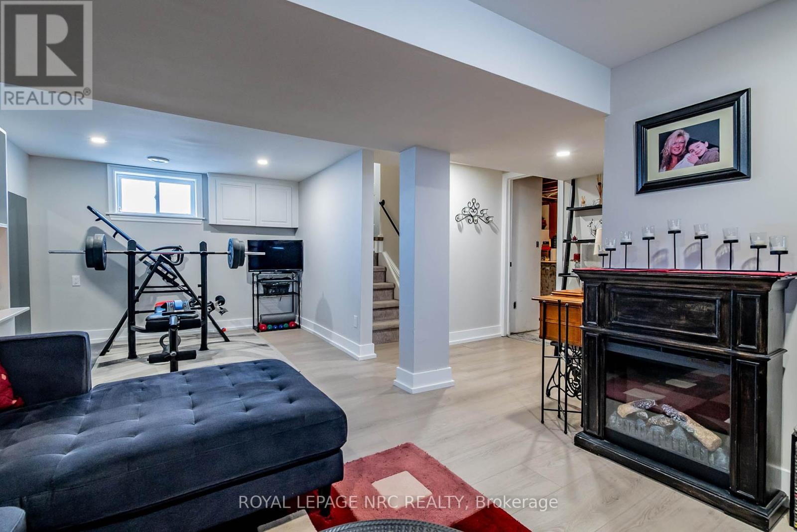 












6080 KEITH STREET

,
Niagara Falls (Church's Lane),




Ontario
L2J1K2

