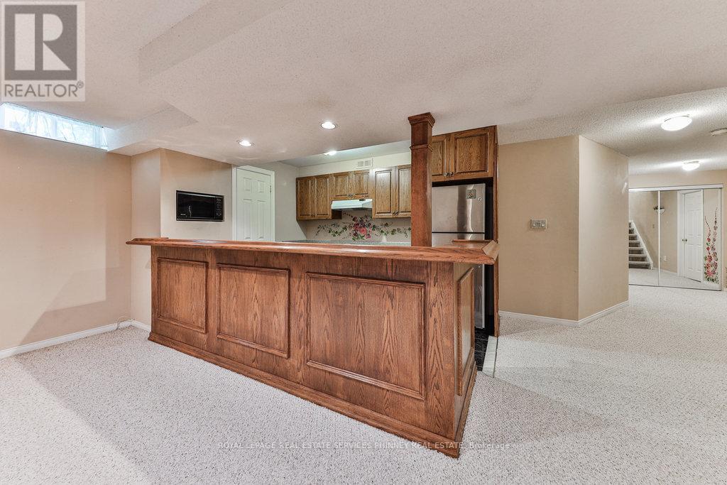 












3952 ROLLING VALLEY DRIVE

,
Mississauga,




Ontario
L5L5V9

