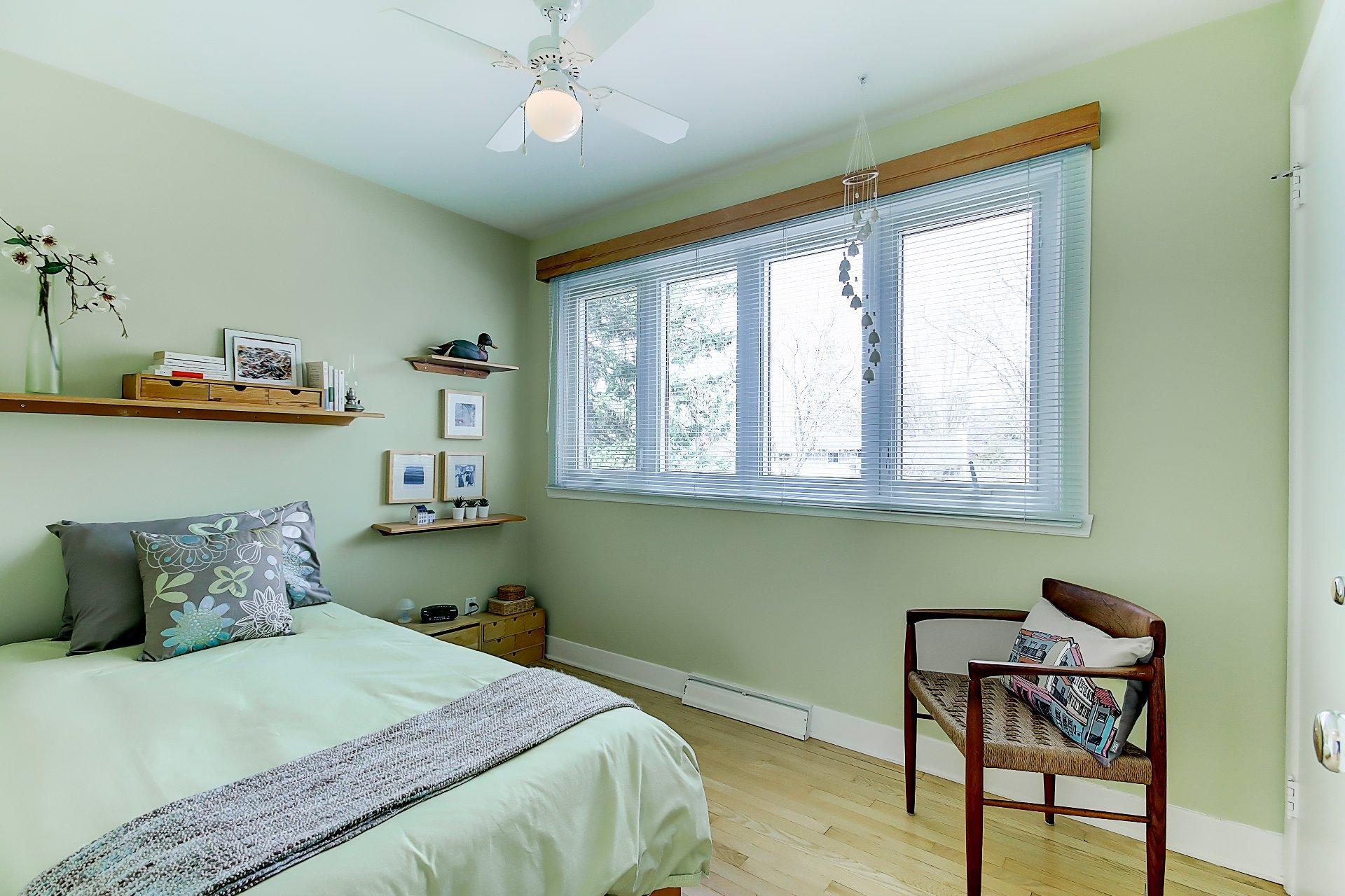 









165


Rue Hertel

,
Beloeil,




QC
J3G2M9

