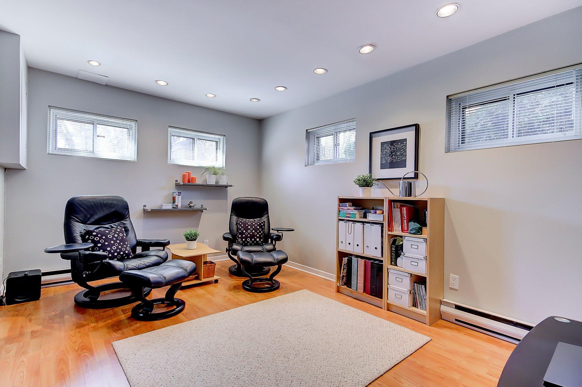 









165


Rue Hertel

,
Beloeil,




QC
J3G2M9

