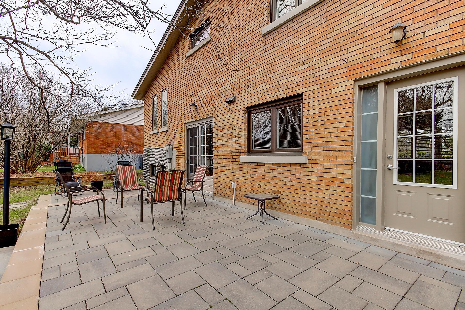 









165


Rue Hertel

,
Beloeil,




QC
J3G2M9

