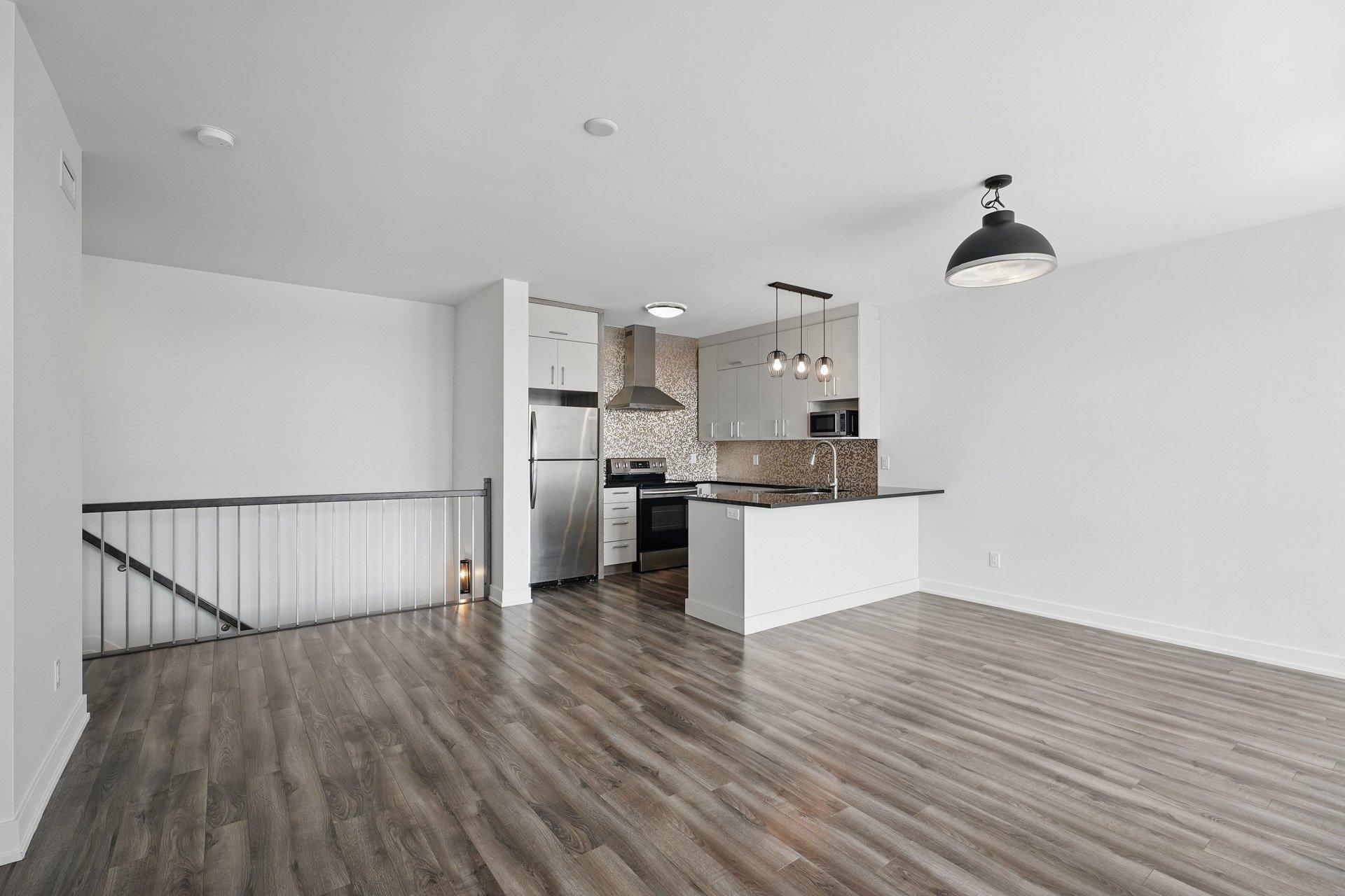 









185


Rue Nancy-Elliott

, 3,
Gatineau (Aylmer),




QC
J9H0K3


