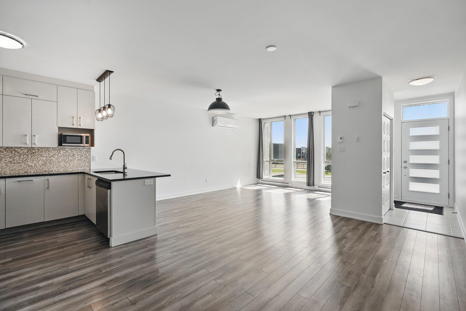 









185


Rue Nancy-Elliott

, 3,
Gatineau (Aylmer),




QC
J9H0K3

