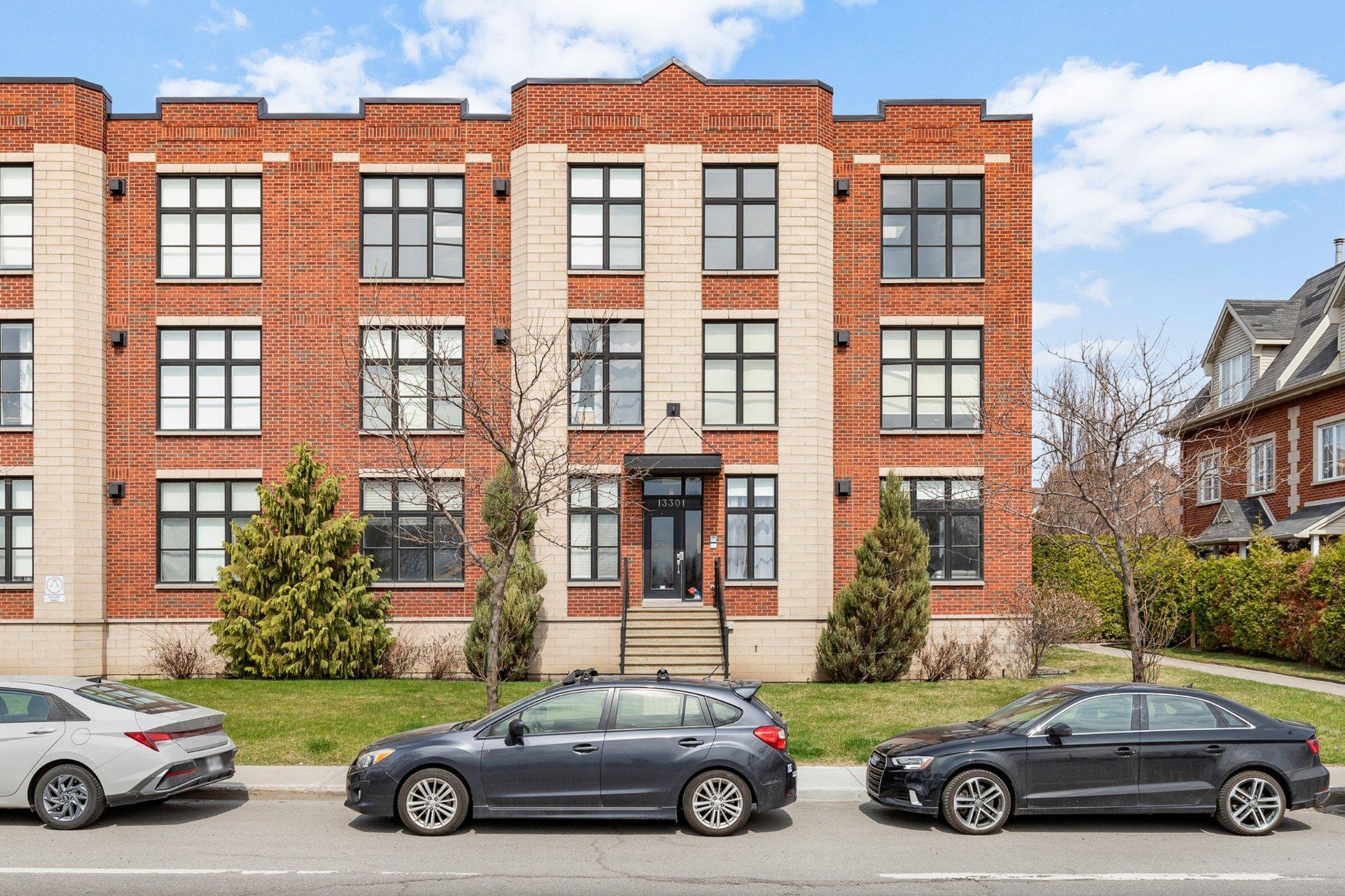 









13301


Boul. Cavendish

, 104,
Montréal (Saint-Laurent),




QC
H4R3N7

