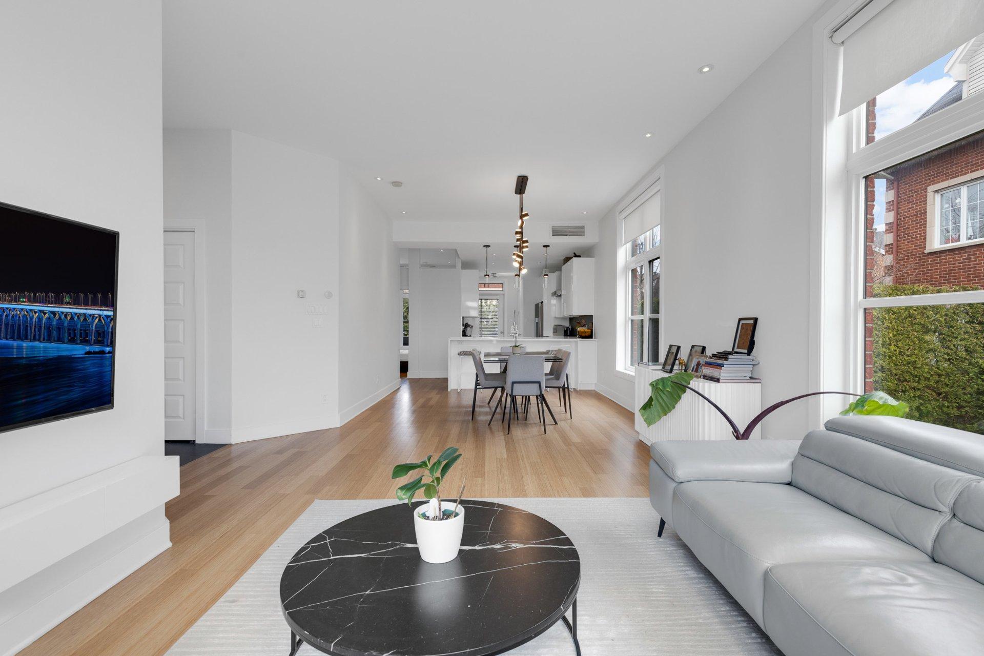 









13301


Boul. Cavendish

, 104,
Montréal (Saint-Laurent),




QC
H4R3N7

