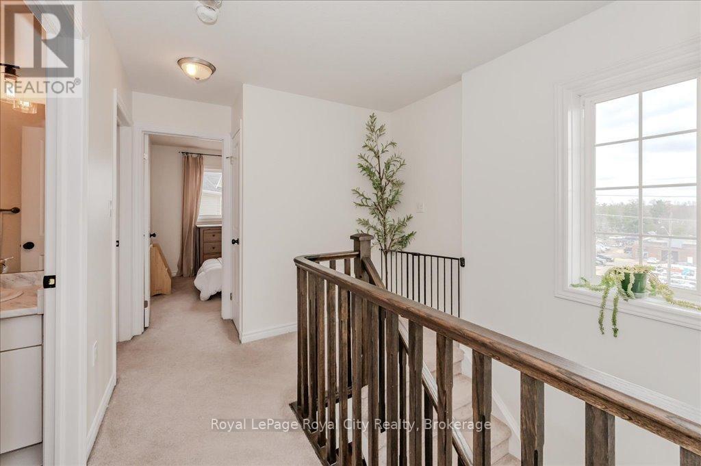 












23 - 100 CHESTER DRIVE

,
Cambridge,




Ontario
N1T0C8

