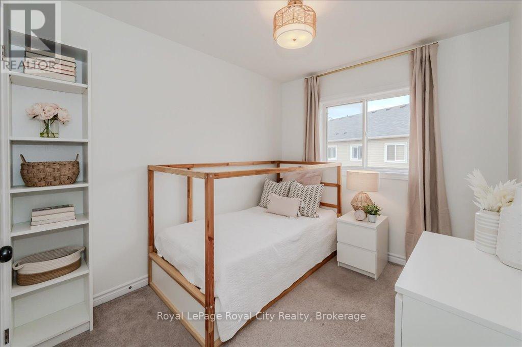 












23 - 100 CHESTER DRIVE

,
Cambridge,




Ontario
N1T0C8

