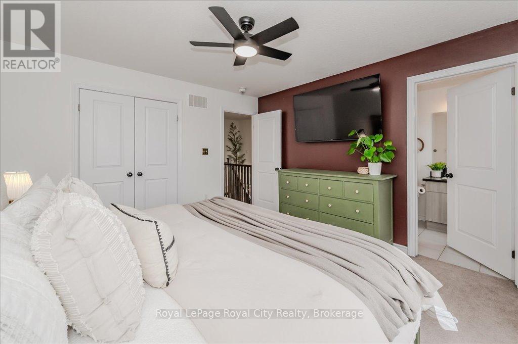 












23 - 100 CHESTER DRIVE

,
Cambridge,




Ontario
N1T0C8

