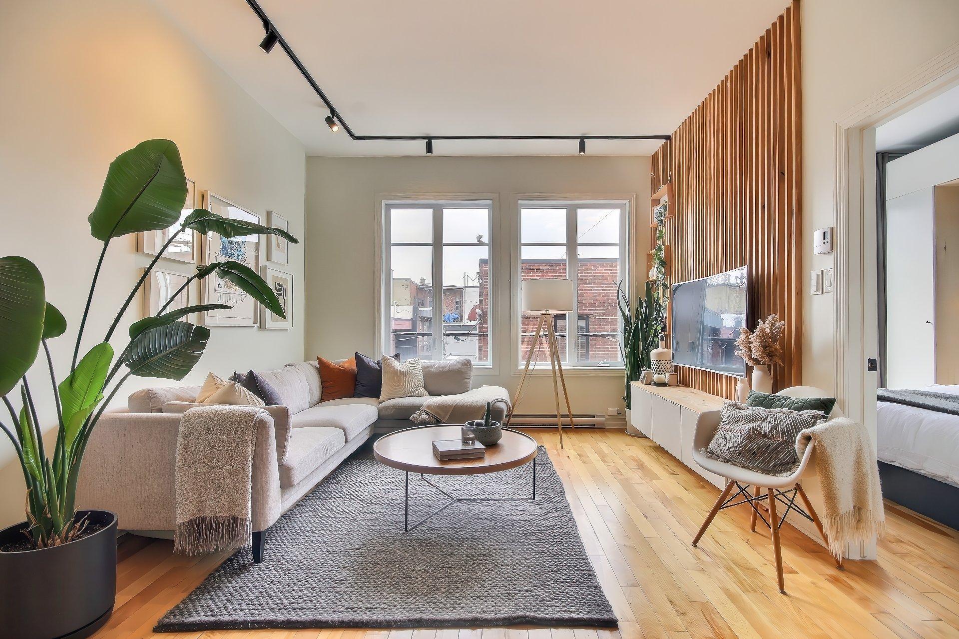 









167


Rue Beaubien E.

, 2,
Montréal (Rosemont/La Petite-Patrie),




QC
H2S1R3

