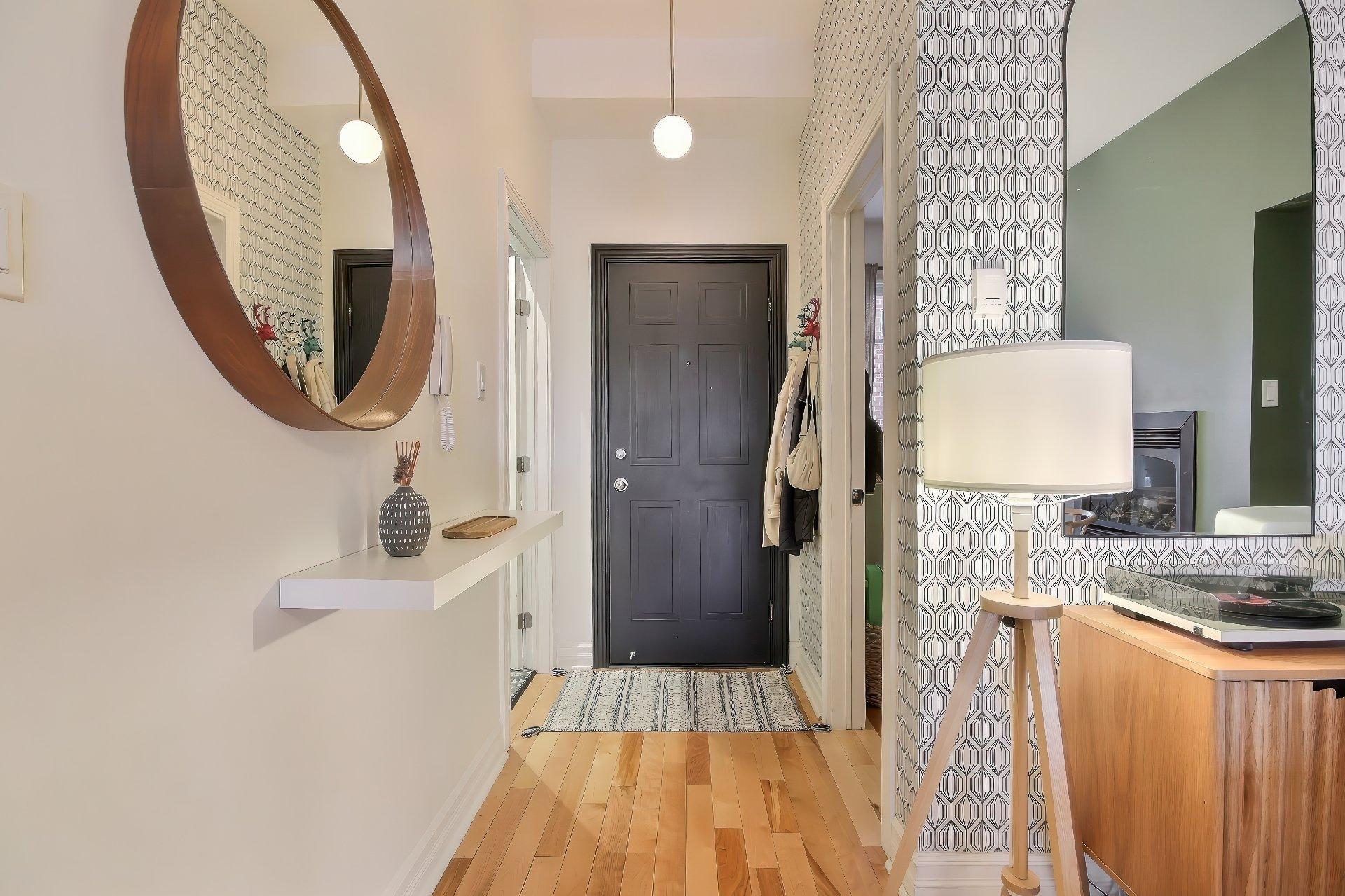









167


Rue Beaubien E.

, 2,
Montréal (Rosemont/La Petite-Patrie),




QC
H2S1R3

