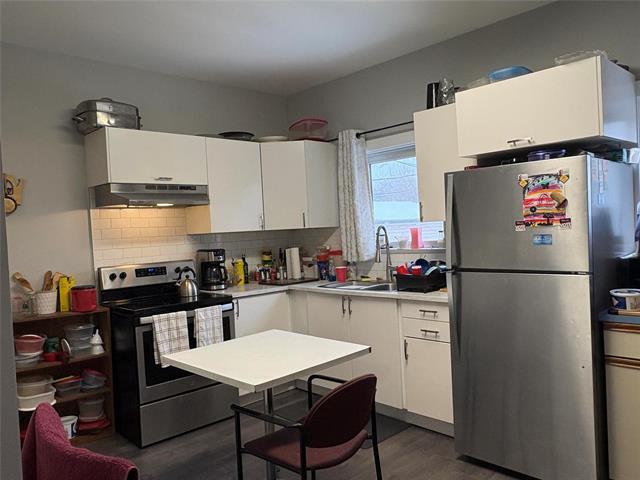 









429


Parr

ST,
Winnipeg,




MB
R2W 5G2

