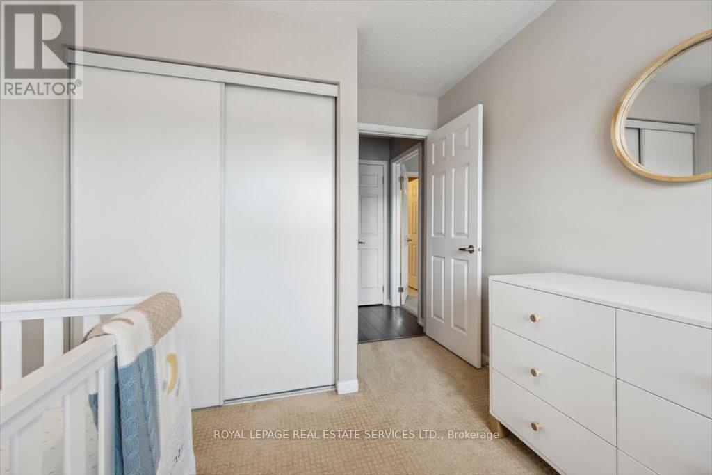 












922 BRASSARD CIRCLE

,
Milton,




Ontario
L9T8E3


