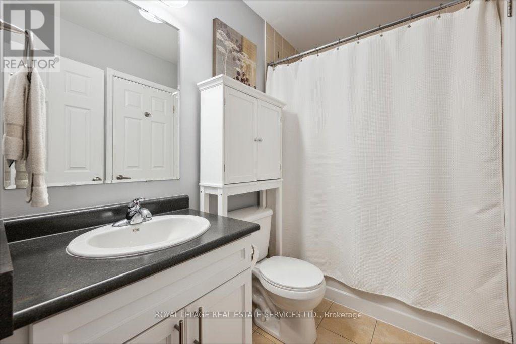 












922 BRASSARD CIRCLE

,
Milton,




Ontario
L9T8E3

