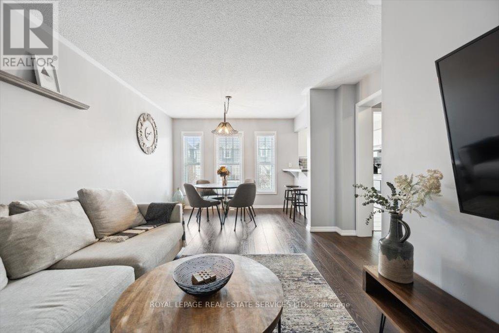












922 BRASSARD CIRCLE

,
Milton,




Ontario
L9T8E3

