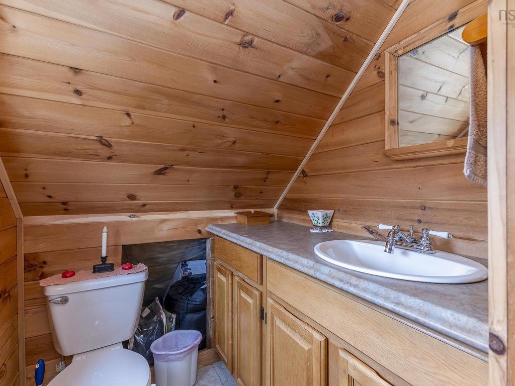 












347 West Loon Village Road

,
Upper Musquodoboit,




NS
B0N 2M0

