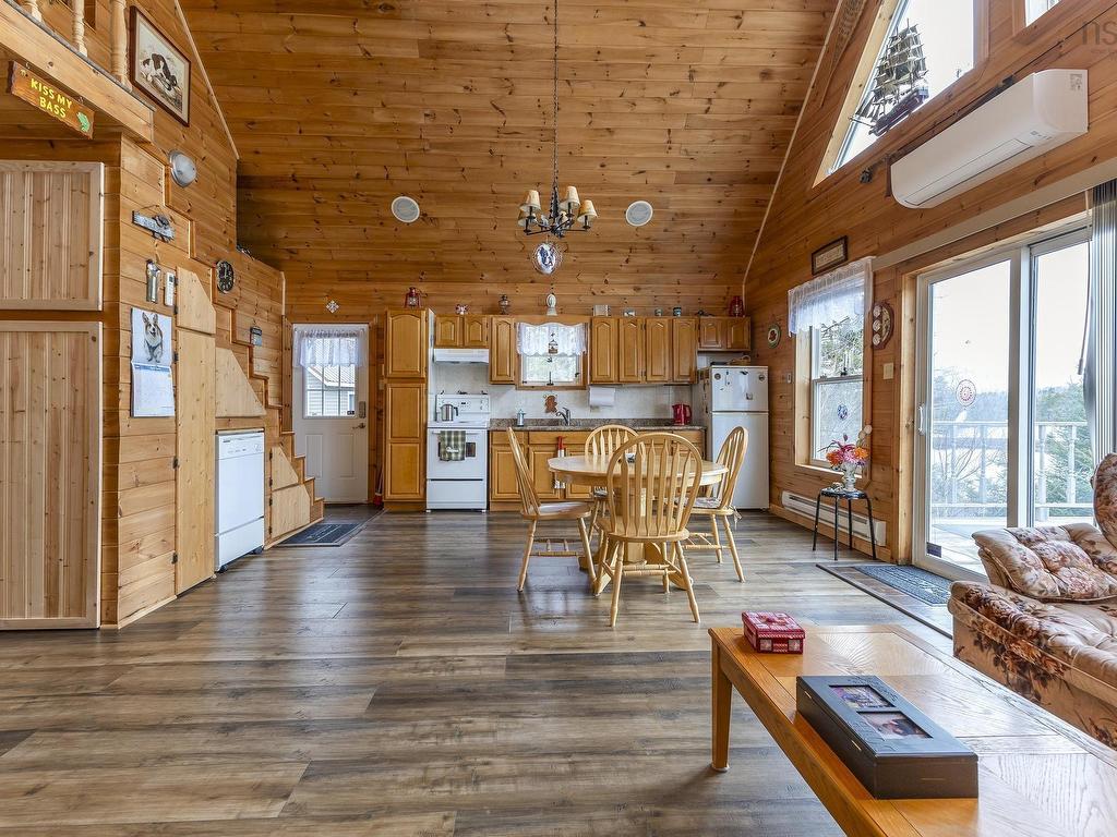 












347 West Loon Village Road

,
Upper Musquodoboit,




NS
B0N 2M0

