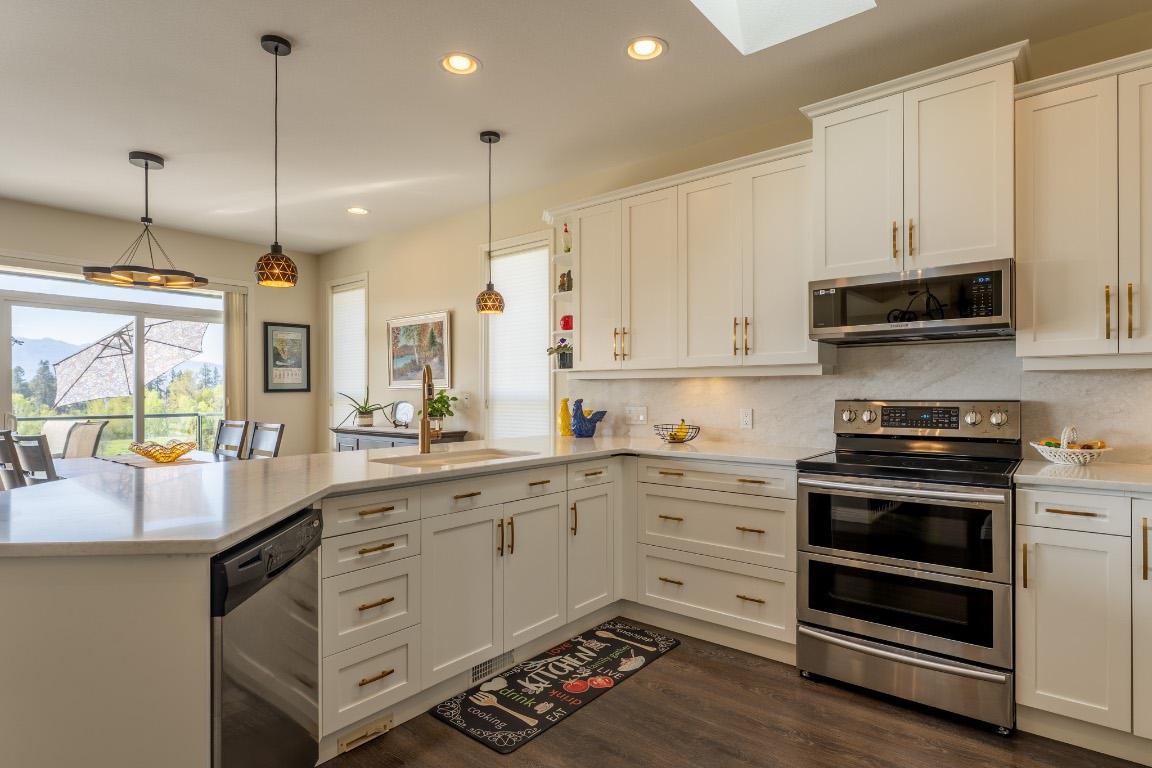 









2571


Bridlehill

Court,
West Kelowna,




BC
V4T 2W2

