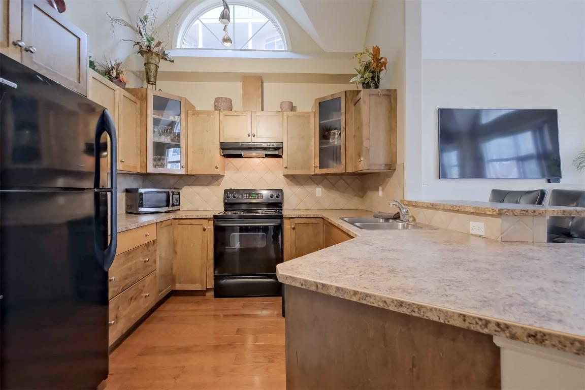 









1128


Sunset

Drive, 101,
Kelowna,




BC
V1Y 9W7

