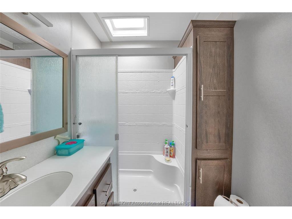 









21527


Gray

Line, 203,
Rodney,




ON
N0L 2C0

