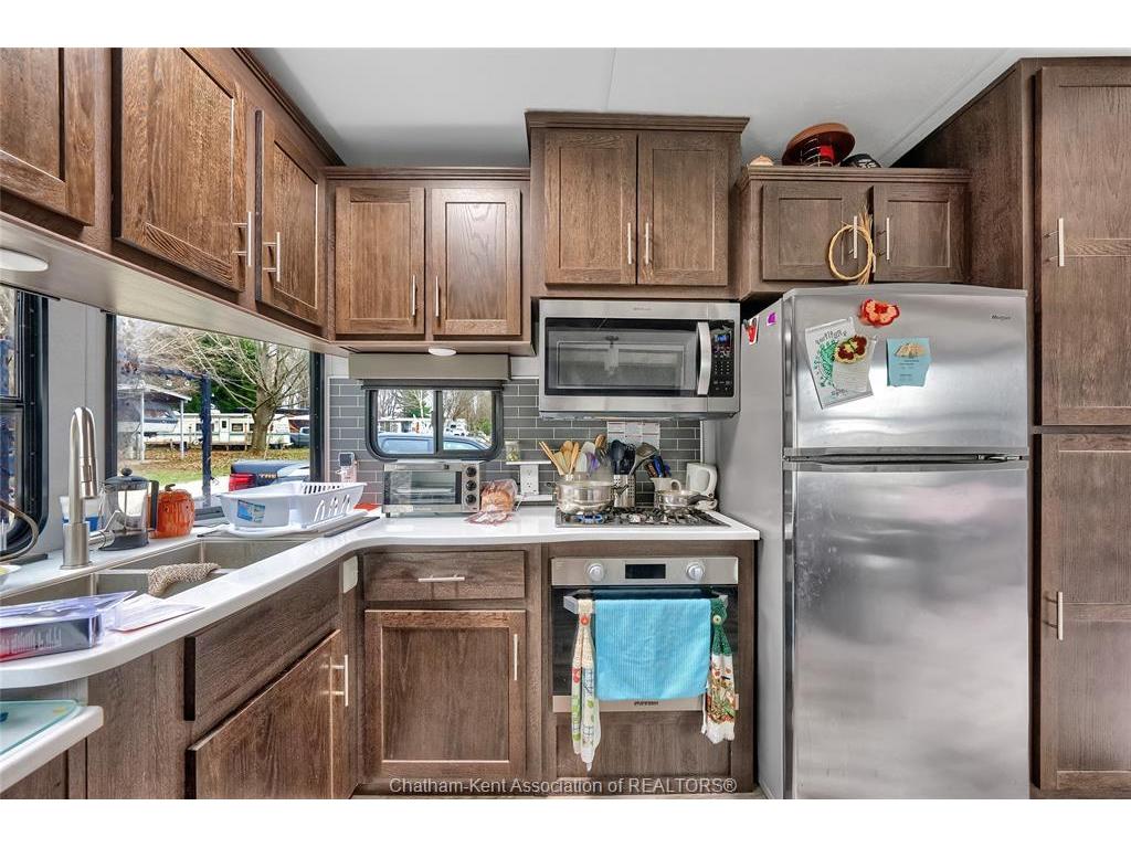 









21527


Gray

Line, 203,
Rodney,




ON
N0L 2C0

