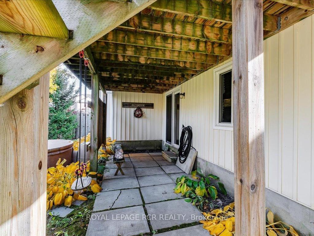 









340


King

Street East,
East Gwillimbury,




ON
L0G 1M0

