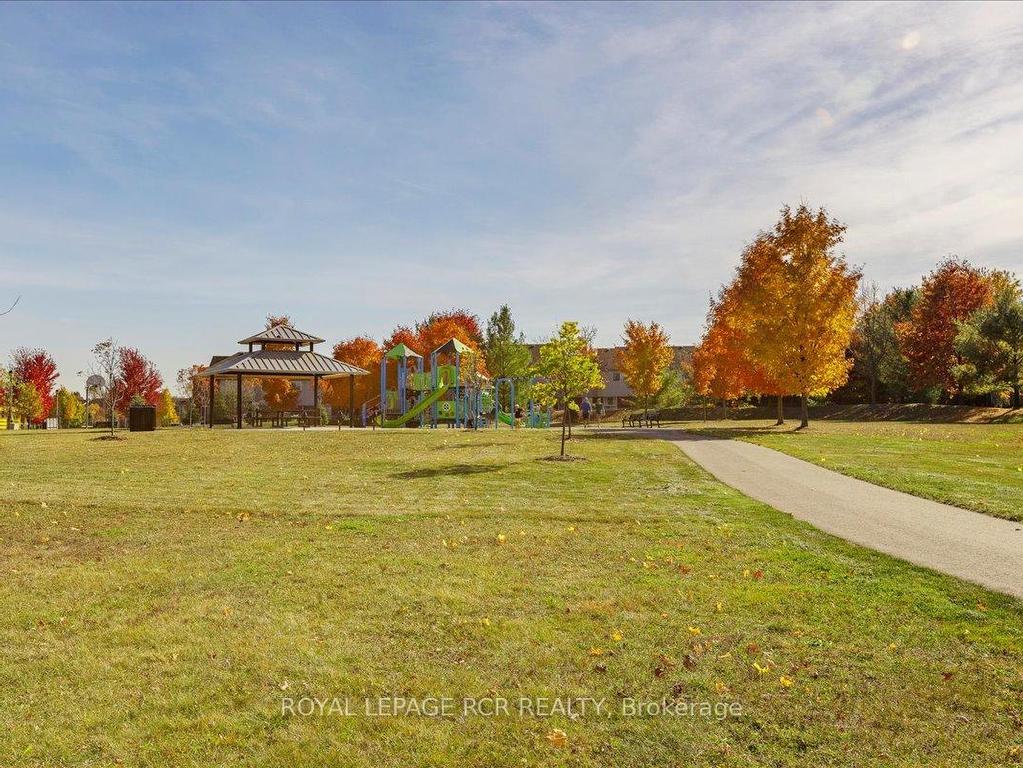 









340


King

Street East,
East Gwillimbury,




ON
L0G 1M0

