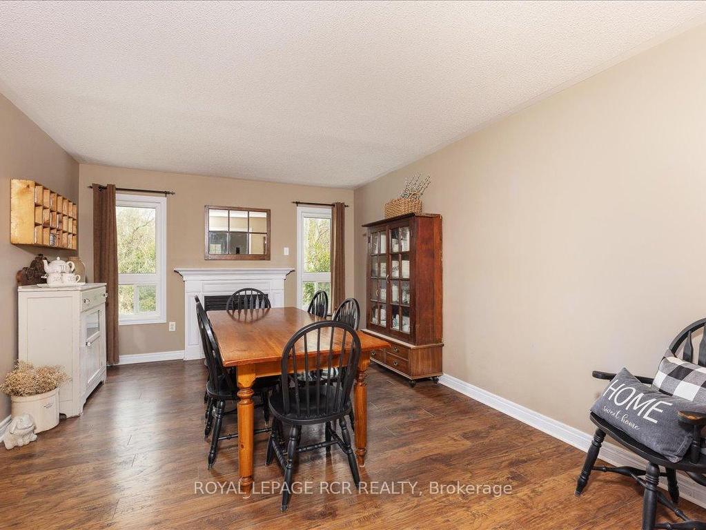 









340


King

Street East,
East Gwillimbury,




ON
L0G 1M0


