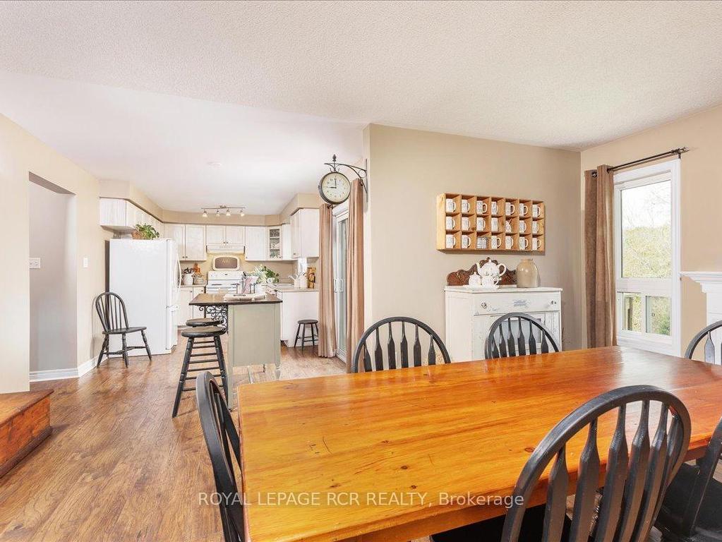 









340


King

Street East,
East Gwillimbury,




ON
L0G 1M0

