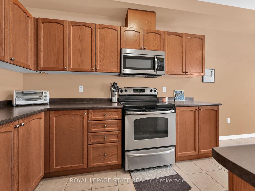 









170


Palacebeach

Trail, 24,
Hamilton,




ON
L8E 0H2

